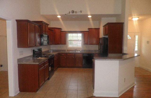 244 Stoneridge Dr Gallery 2