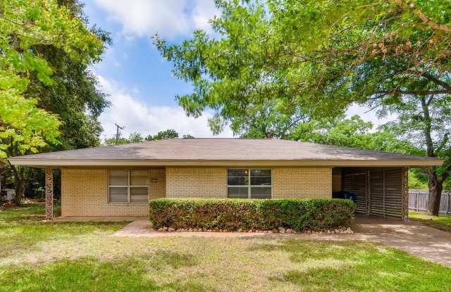 612 Mogonye Lane - 612 Mogonye Lane, Elgin, TX 78621
