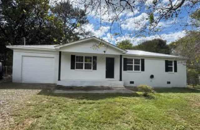 914 Dooley Avenue - 914 Dooley Avenue, Albertville, AL 35951