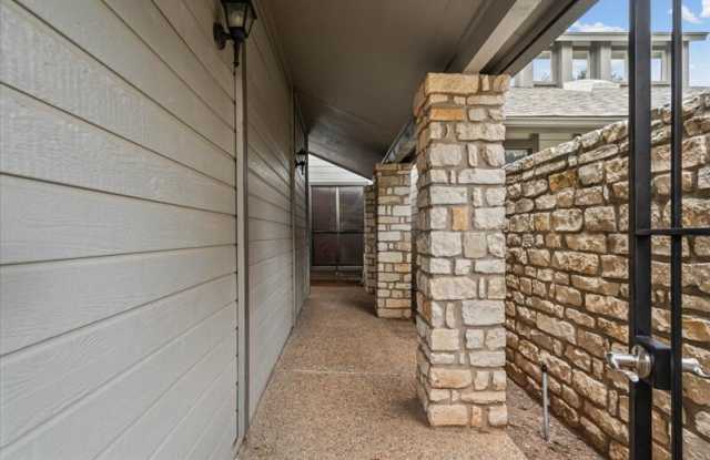 8800 Mariscal Canyon Drive Gallery 2
