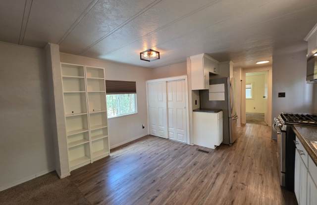 2800 South White Mountain Road #83 photos photos