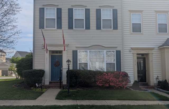 END UNIT STUNNER! photos photos