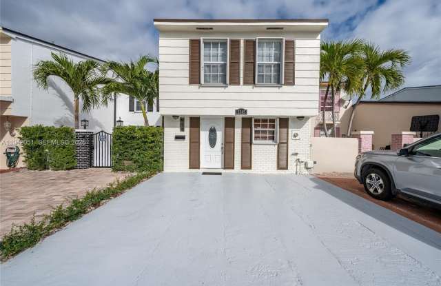 1345 W 71st St photos photos 1345 W 71st St photos photos