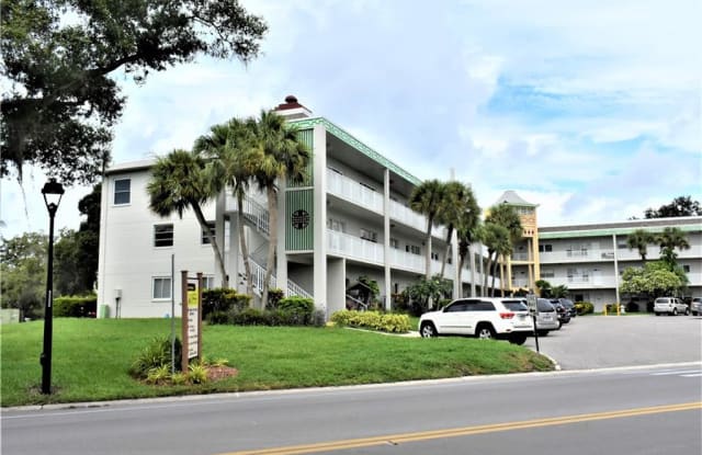 2070 WORLD PARKWAY BOULEVARD - 2070 World Parkway Boulevard, Pinellas County, FL 33763