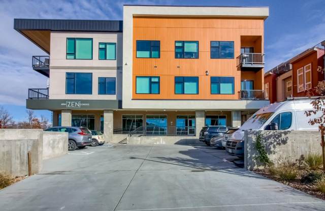 1-bedroom Denver condo with full bath and office space. photos photos