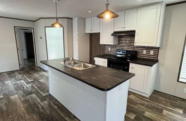 150 Oxford Circle photos photos