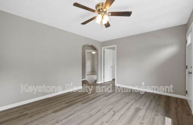 103 Cayce Avenue Gallery 4