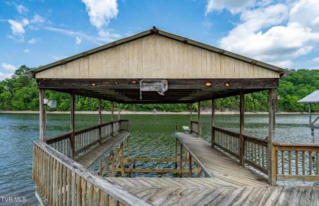 248 Lakeview Drive Gallery 3