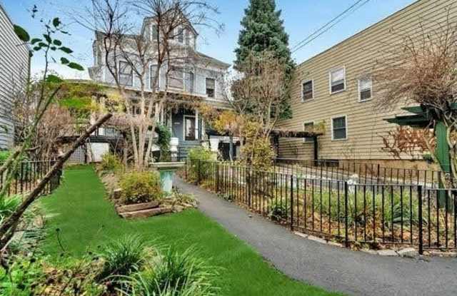 706 GRAND AVE photos photos
