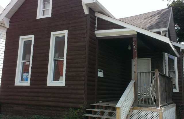 4 Bedrooms 2 Full Bath Home off West Main St! photos photos 4 Bedrooms 2 Full Bath Home off West Main St! photos photos
