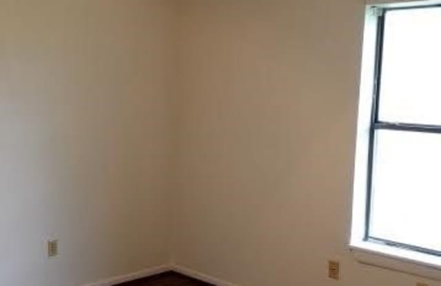 205 Rolling Hills Lane Gallery 4