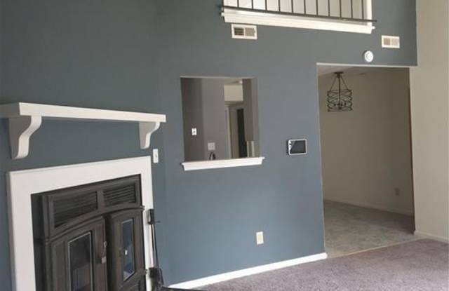 330 Kinsmen Way Gallery 2