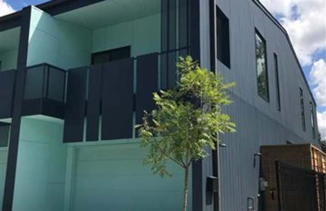 4812 Manett Street Gallery 4