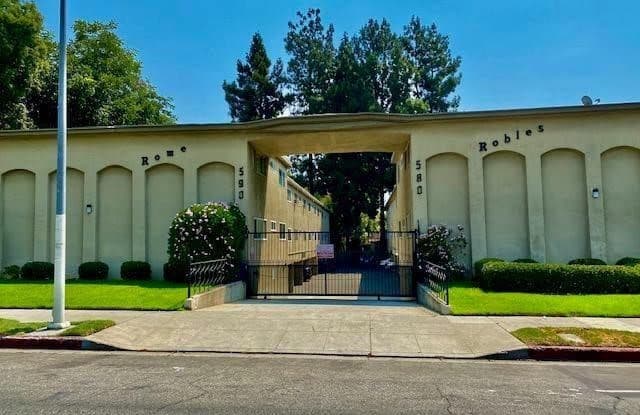 590 N Los Robles Avenue - 590 Los Robles Avenue, Pasadena, CA 91101