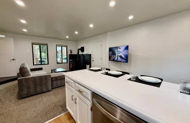 Now Available – 41 Ridgecrest Dr, Mammoth Lakes photos photos Now Available – 41 Ridgecrest Dr, Mammoth Lakes photos photos