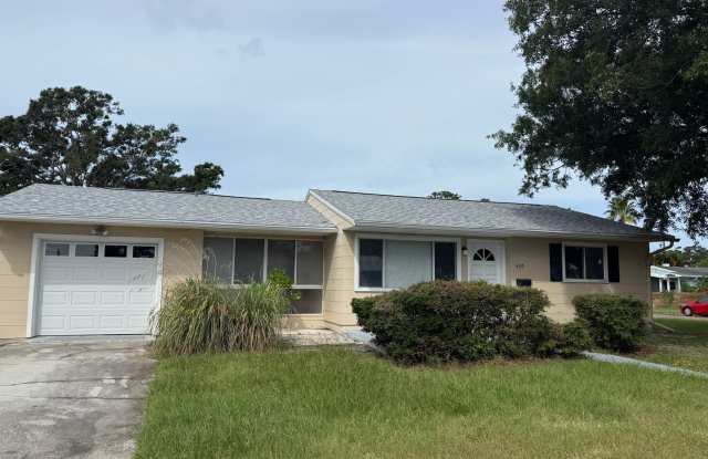 Highly Desired Tyrone home 2/1.5 photos photos