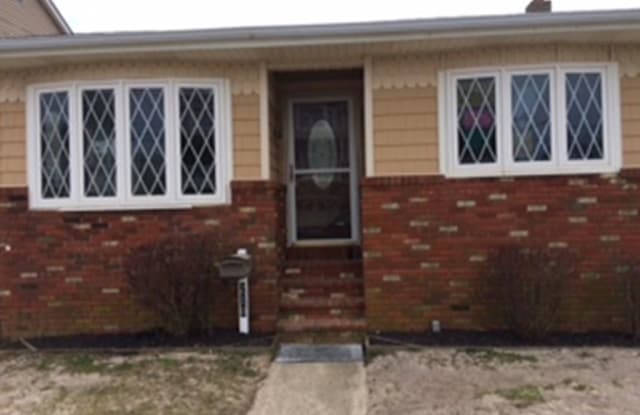210 N 8 - winter rental - 210 North 8th Street, Camden, NJ 08102