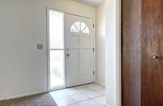 Location Location, Split level with private yard large garage in Englewood. Gallery 1