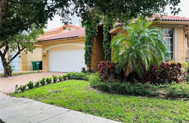 11228 NW 78th Ln - 11228 Northwest 78th Lane, Doral, FL 33178