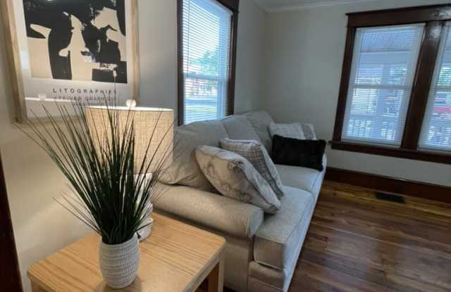 1204 Memorial Avenue - 3 Gallery 3