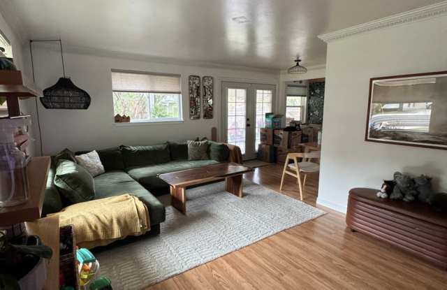 Charming Brick Home with Fenced Yard Near Olde Town Arvada Gallery 3