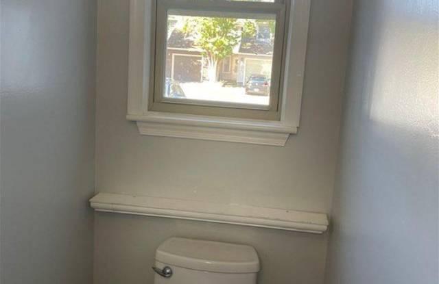 4741 Eldon Court Gallery 4
