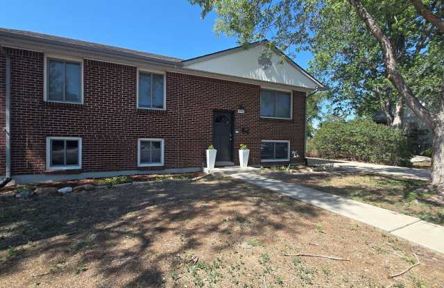4 Bedroom 2 Bath with Finished Basement and Study! photos photos