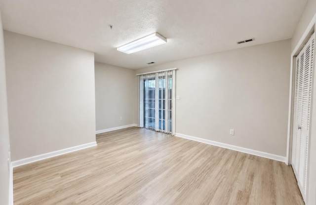 3335 HOLLOW Court Gallery 4