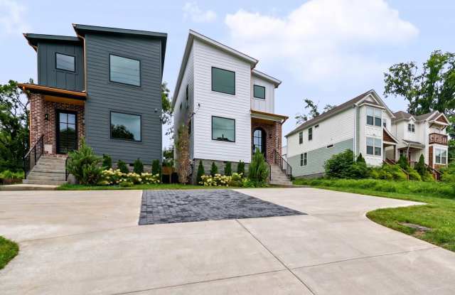 Modern Living & Downtown Skyline Views! Gallery 1