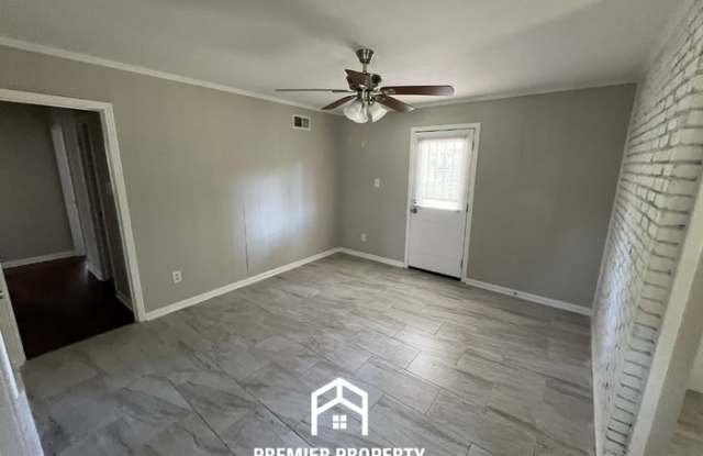 1352 Winfield Road Gallery 4