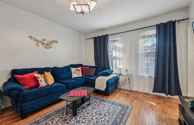 5017 N Meade Ave photos photos