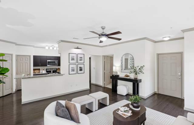 Capri Villas at the Lake Gallery 3