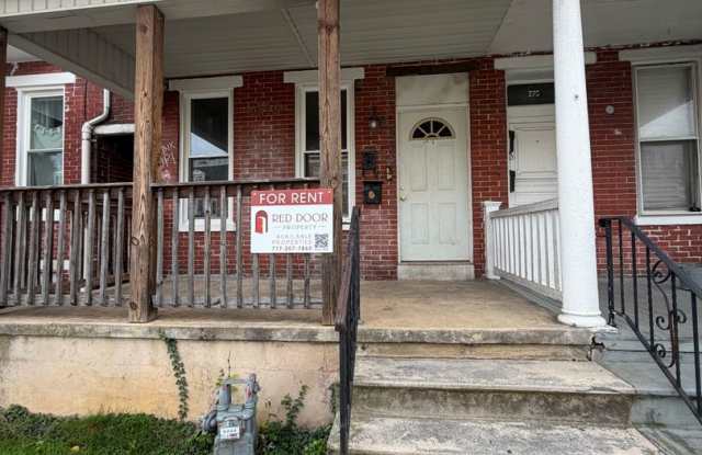Student Housing -- 6 Bedroom Townhome by York College Gallery 1