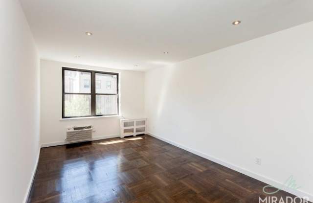 255 West 14th Street photos photos