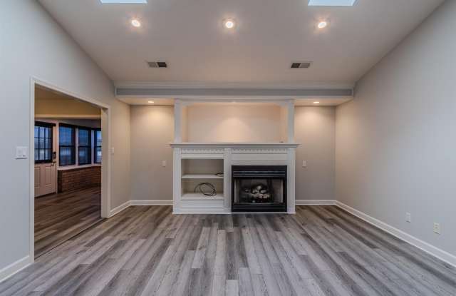 20 Enclave Gallery 3