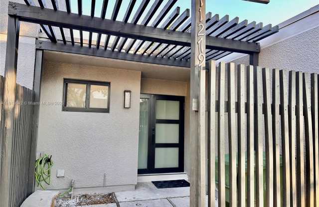 11279 NW 15th Ct photos photos