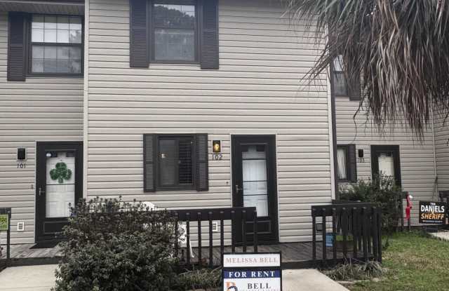 102 Country Club Villa Drive unit: # 1 photos photos 102 Country Club Villa Drive unit: # 1 photos photos