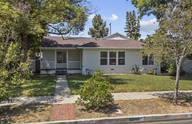 16049 Tuba Street photos photos