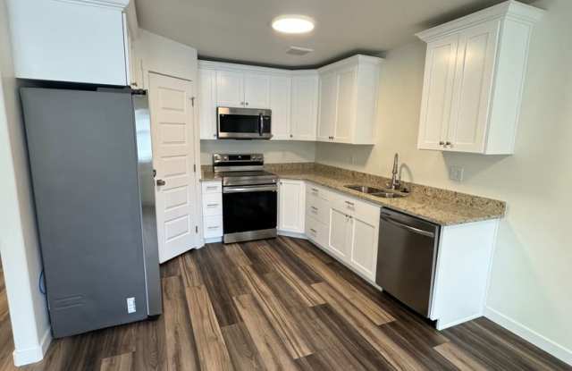 Modern 3 Bedroom, 2.5 Bathroom Townhome for Rent in Idaho Falls with Garage and Washer/Dryer Hookups!  By Real Property Management Gallery 3