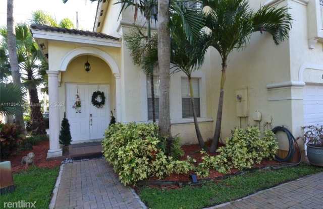 8720 SW 3rd Ln #8720 Gallery 4