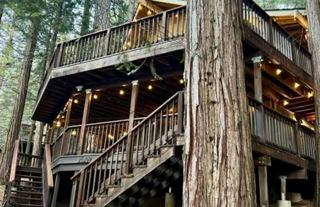 Charming 3-6 Month Lease in Long Barn, CA photos photos