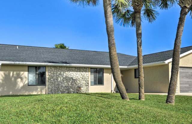 WALK TO THE BEACH! 4 bed, 2 bath, 2 car garage photos photos