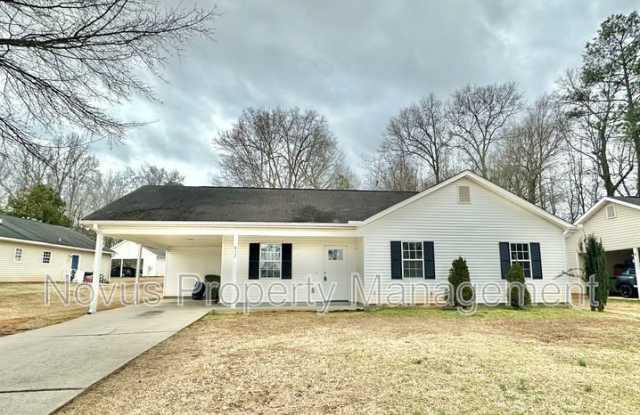 427 Old Newnan Road - 427 Old Newnan Road, Carrollton, GA 30117