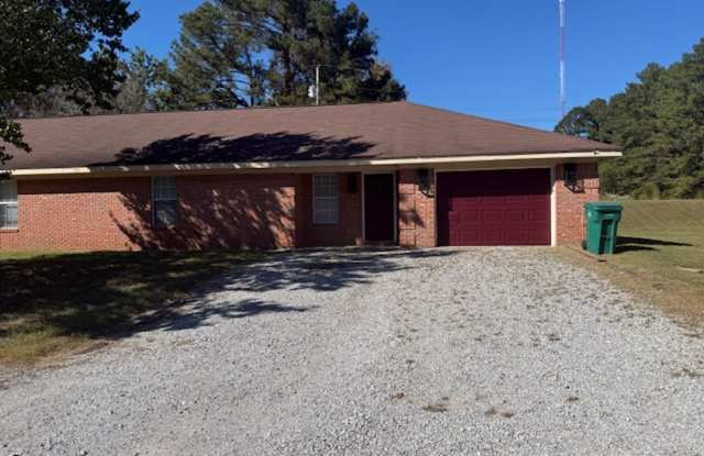 2bd/2ba with an oversized single car garage photos photos