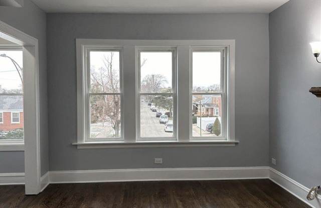 3029 N Austin Avenue Gallery 2