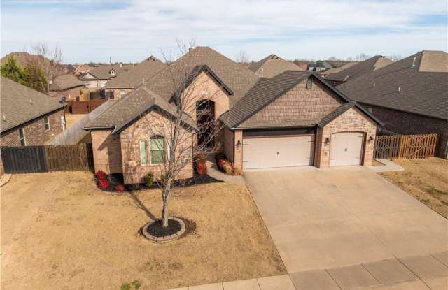 6101 W Woodbine Drive photos photos