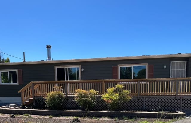 4366.1t - 829 SW West Harbeck Rd. photos photos