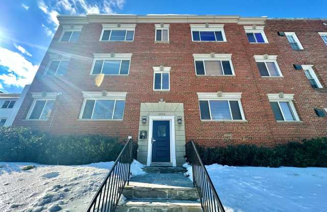 Enchanting Eckington 1 Bedroom Modern Condo w/Washer  Dryer photos photos