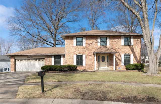 15575 Clover Ridge Drive - 15575 Clover Ridge Drive, Chesterfield, MO 63017