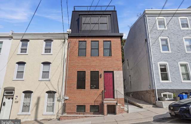 222 HERMITAGE Street photos photos